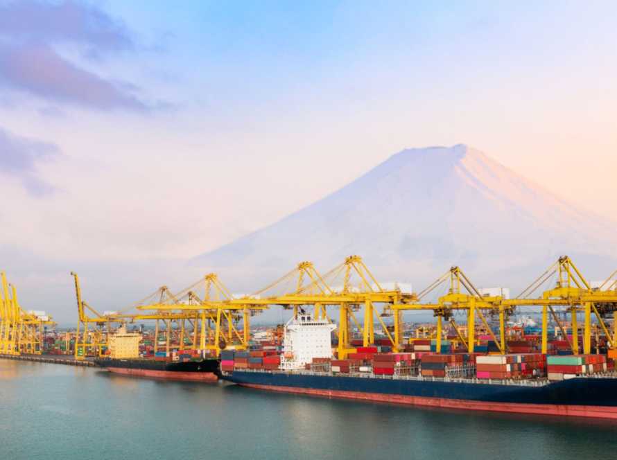 Shipping elevation equipment in front of Mount Fuji